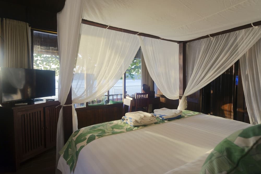 Sylvia Beach Villa