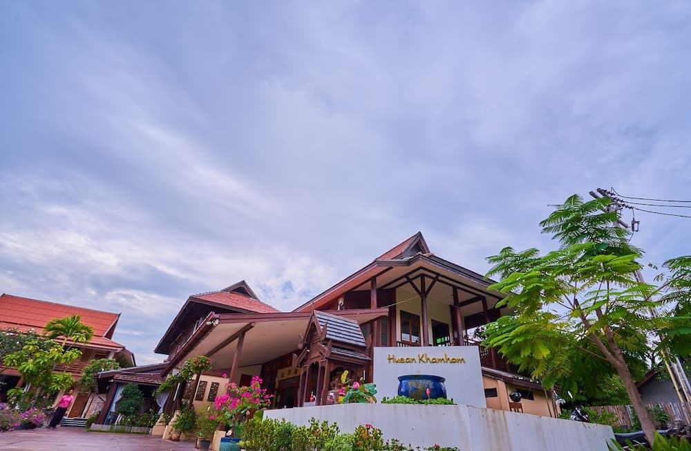 HueanKhamHom Resort