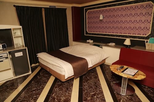 Hotel Ally - Adults Only