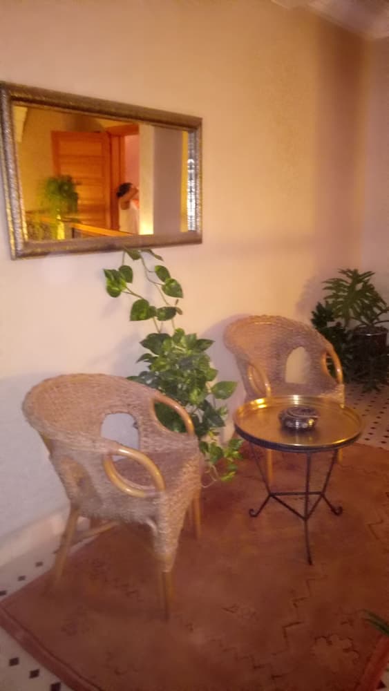 Lobi dinlenme salonu