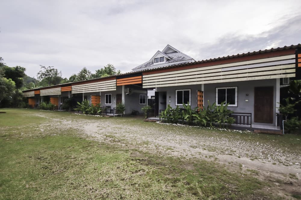 Banana Lodge