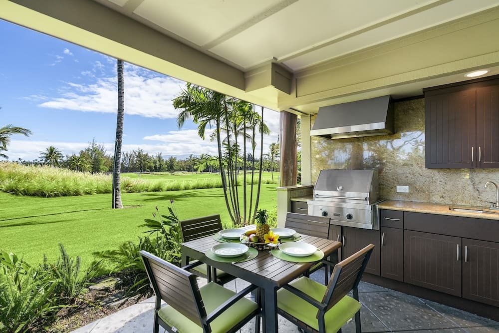 Waikoloa Beach S G2 2 Bedroom Condo by RedAwning