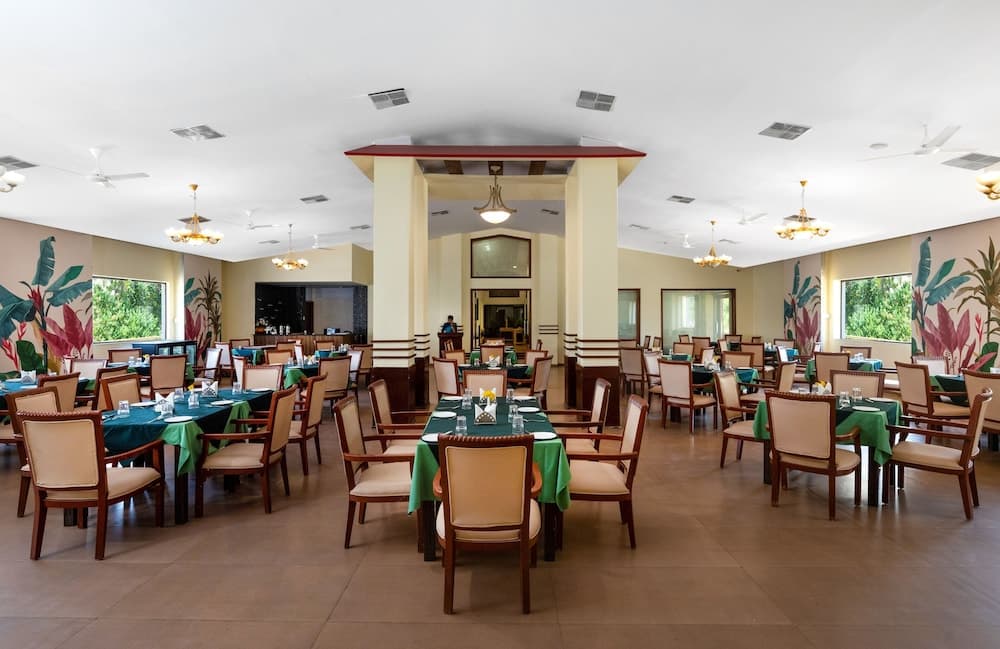Camel Valley Resort