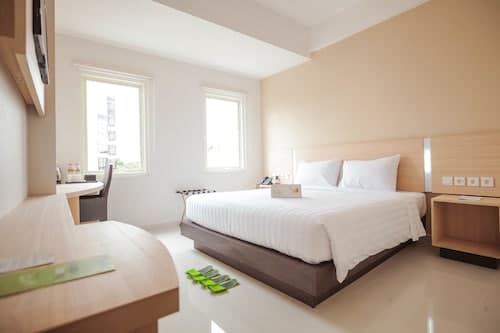 Whiz Prime Sudirman Makassar
