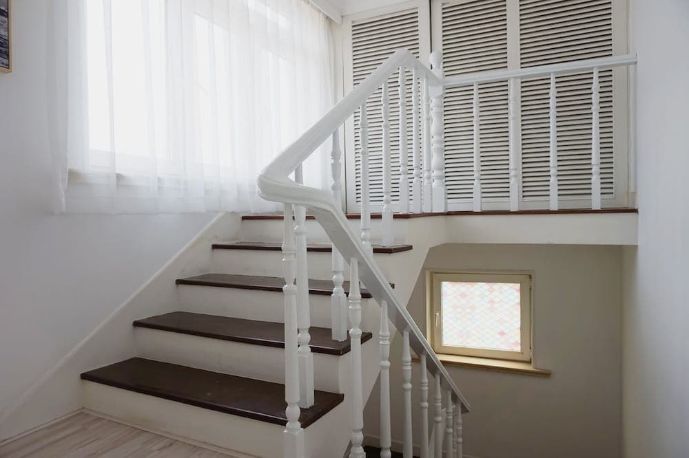 Pushu Villa Shanghai NECC