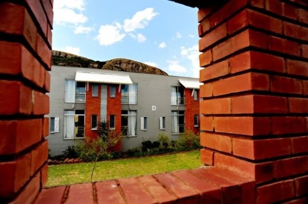 Konaklama yerinin ön cephesi