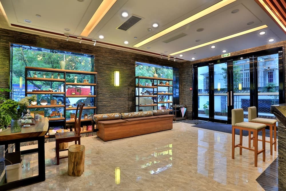 Hiking Hotel Hangzhou