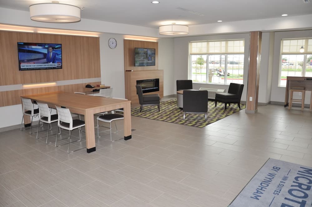 Lobi dinlenme salonu