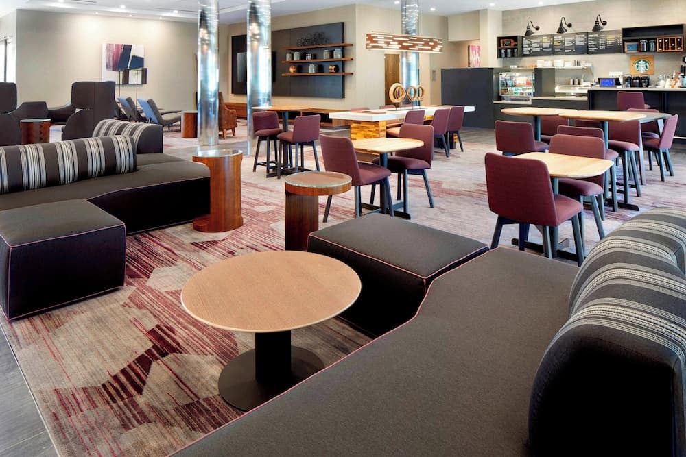 Courtyard by Marriott Houston Intercontinental Airport