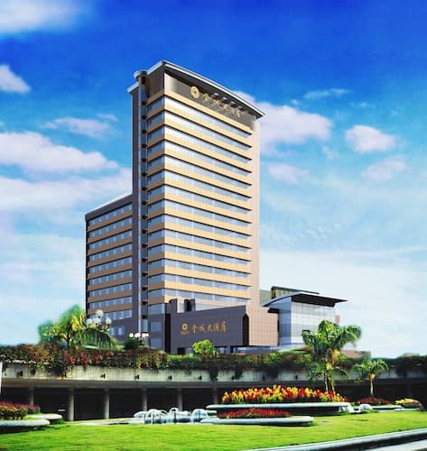 Golden City Hotel