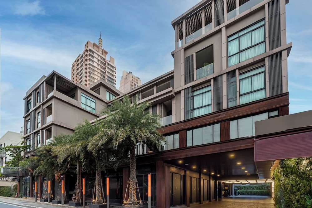 Metropolis Suites Bangkok, Tapestry Collection by Hilton