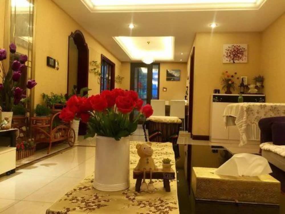 Qingdao Seaside Resort Apartment