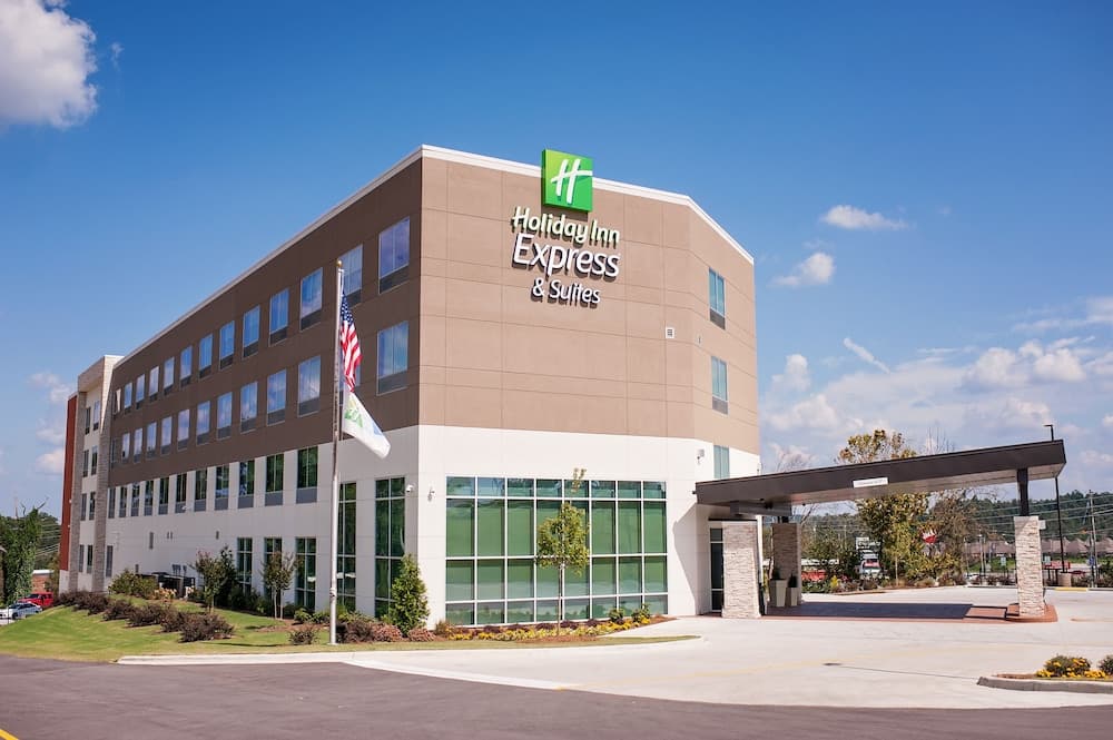 Holiday Inn Express And Suites- Birmingham North-Fultondale by IHG