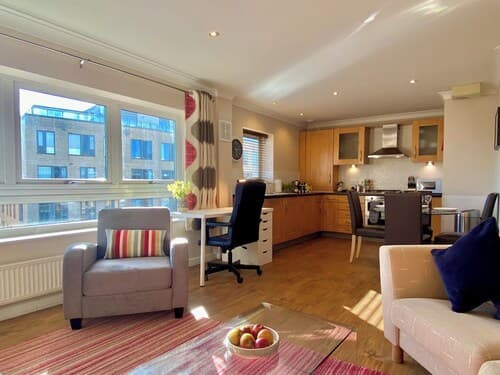 Your Space Apartments - Market Rise