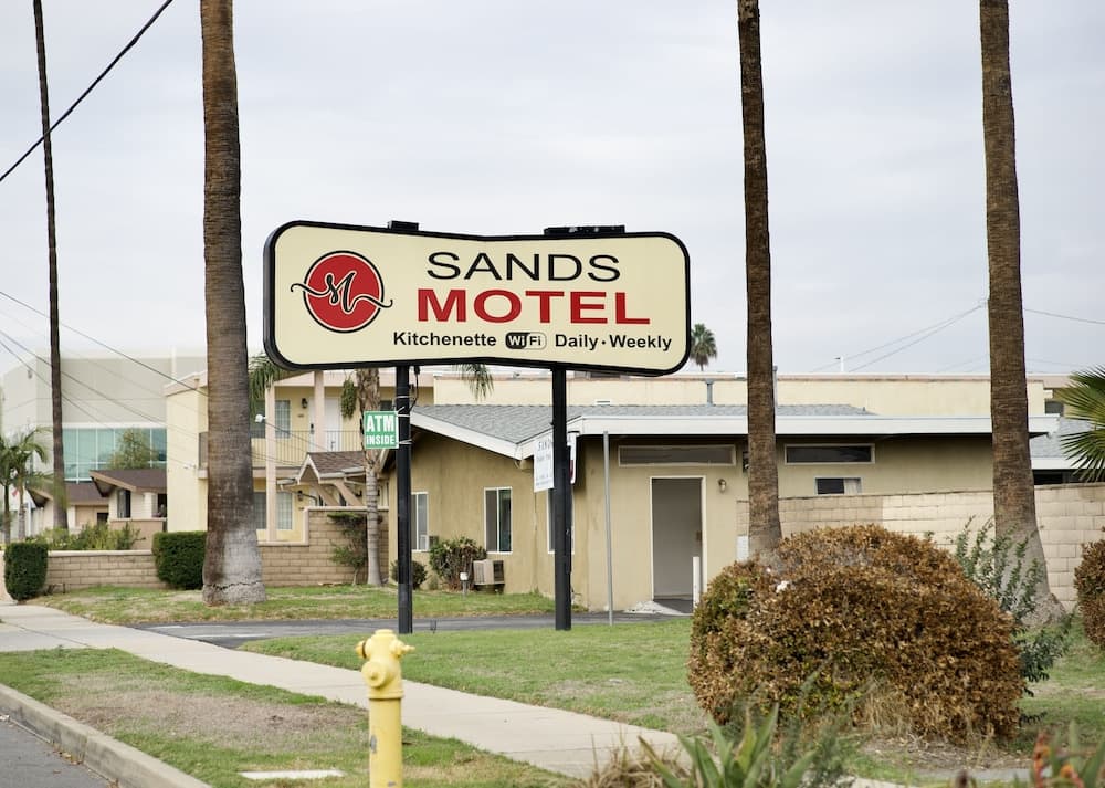 Sands Motel