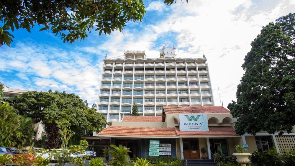 Hotel Woodlands