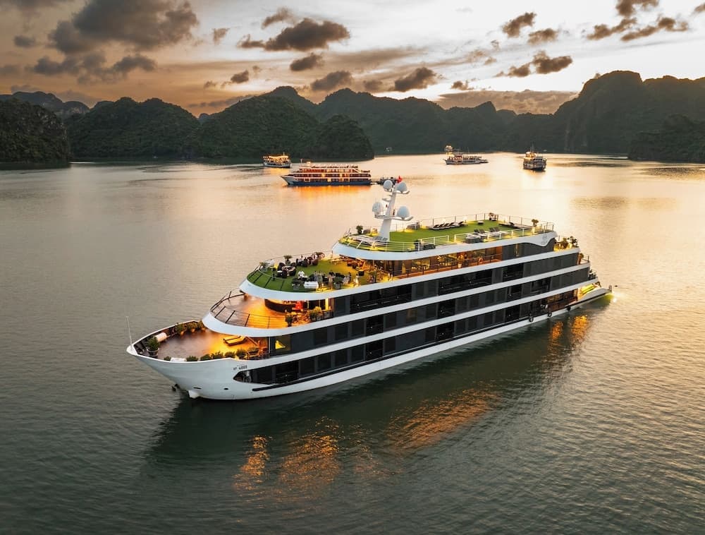 Era Cruises