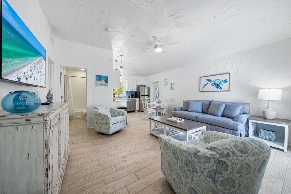 Crescent Street Villas By Beachside Mgt