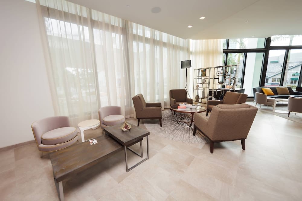 Lobi dinlenme salonu