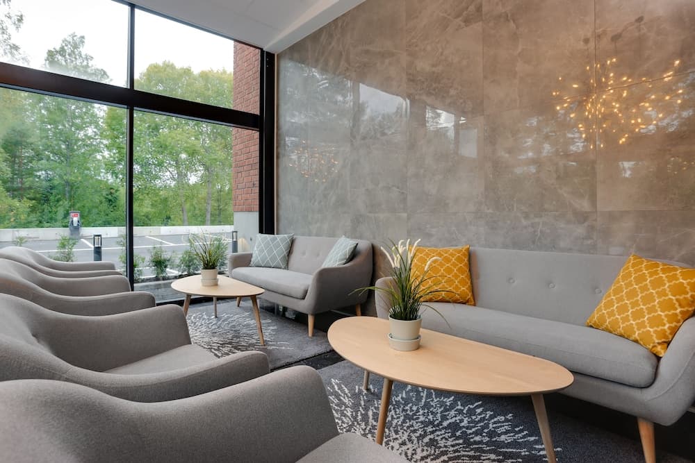 Lobi dinlenme salonu