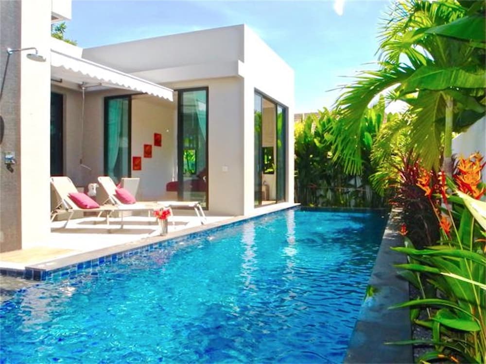 Baan Bua Nai Harn 3 bedrooms Villa