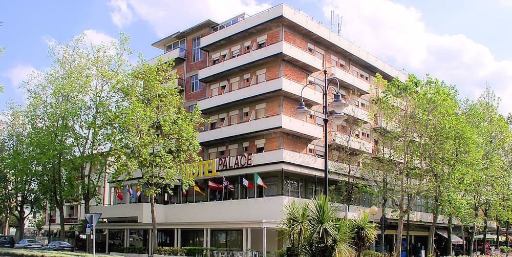 Hotel Palace