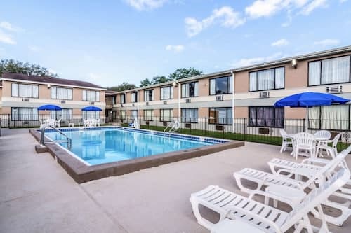 Quality Inn Pensacola North