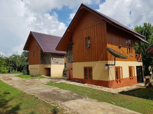 Baan Phanawan Resort