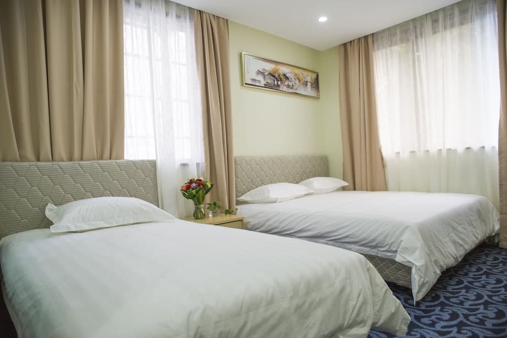 Hangzhou Memory Travel International Hotel- Edge West Lake