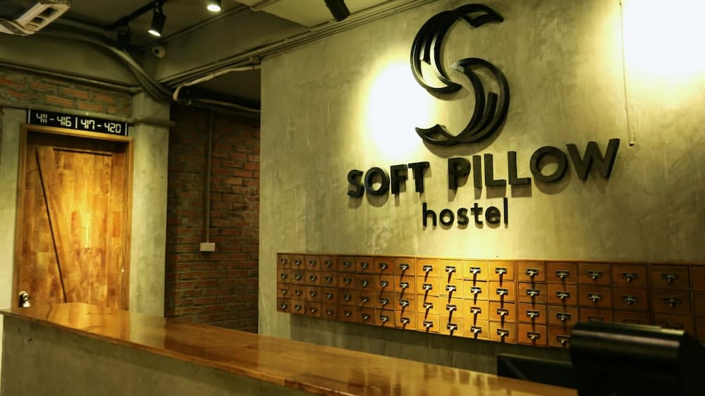 Soft Pillow Hostel - Adults Only