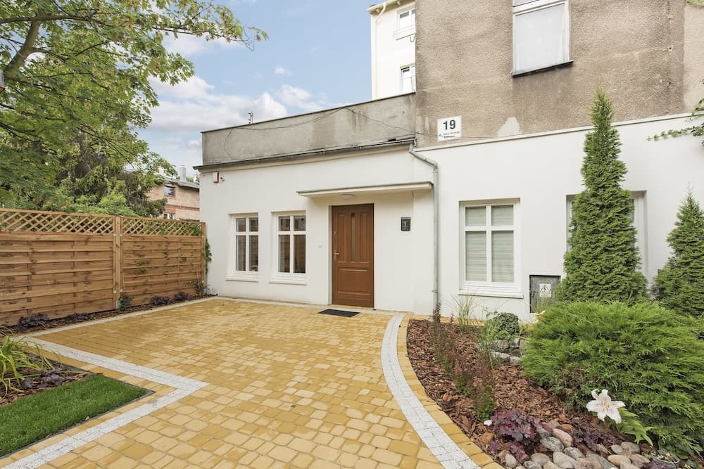 Konaklama yerinin ön cephesi