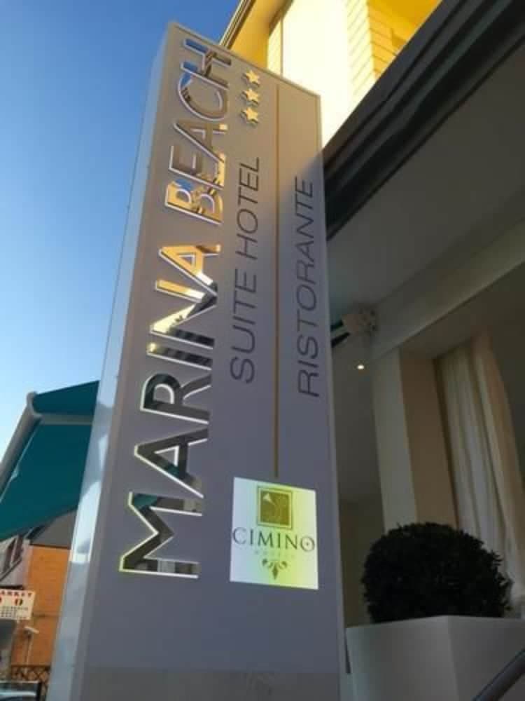 İç mekân girişi