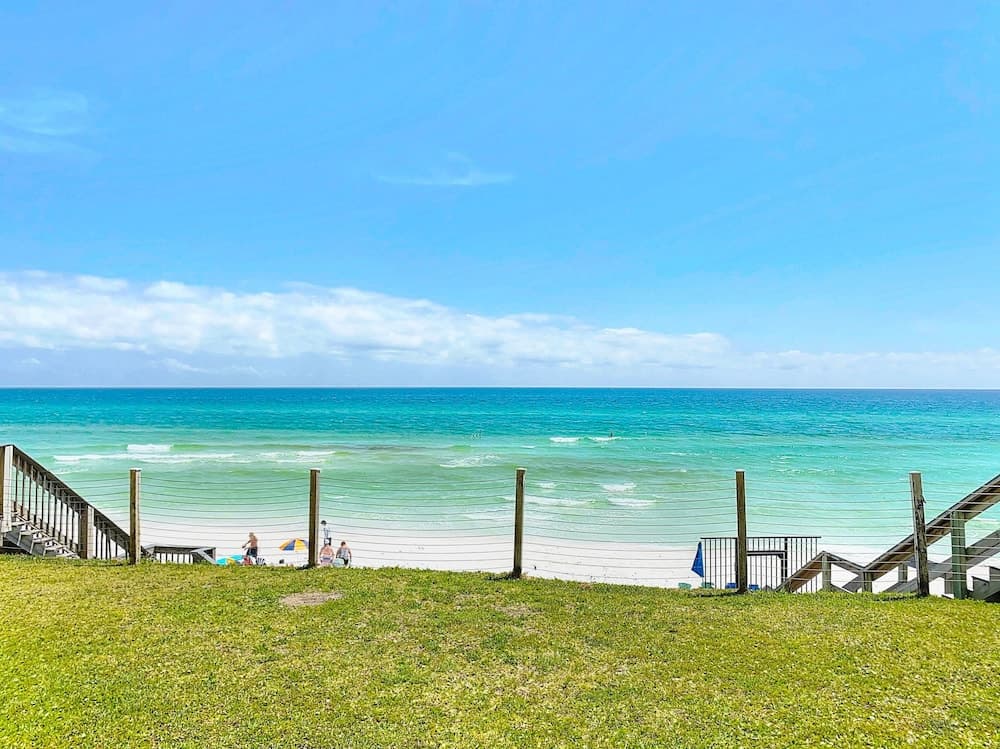 Sunseekers - 2 - 2 Br condo by RedAwning