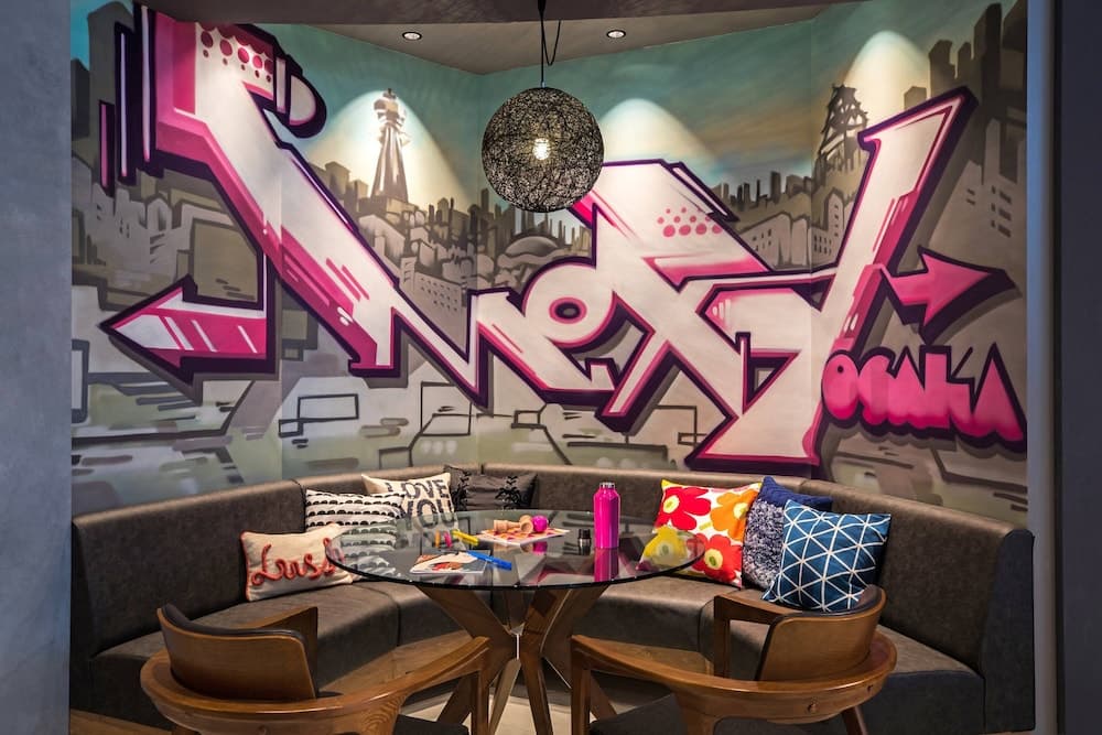 Lobi dinlenme salonu