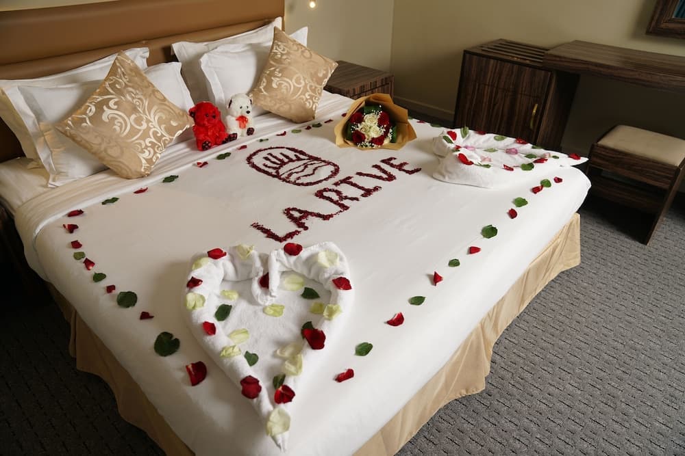 La Rive Hotels & Suites (Formerly known as Ghosn Al Banafsej)