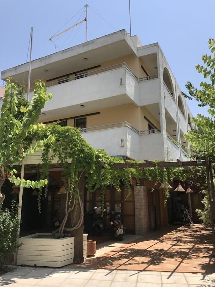 Aspa Holiday Apartments