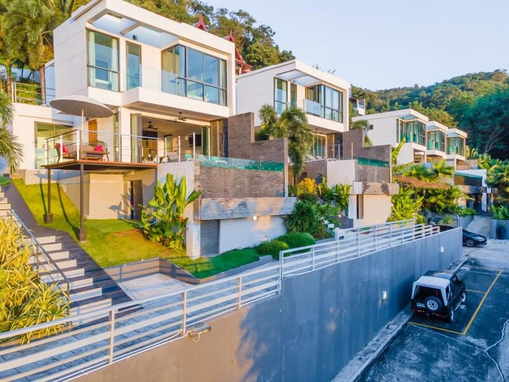 Baan Saint Tropez Villas Kata Beach