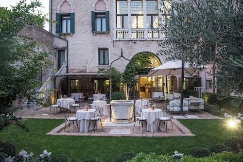 Hotel Nani Mocenigo Palace