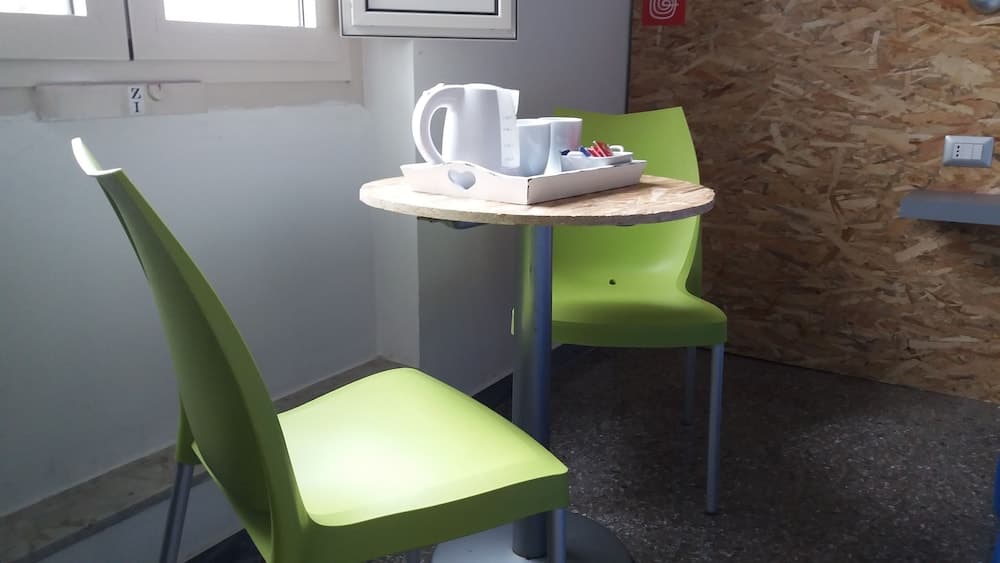 Kahve ve/veya kahve makinesi