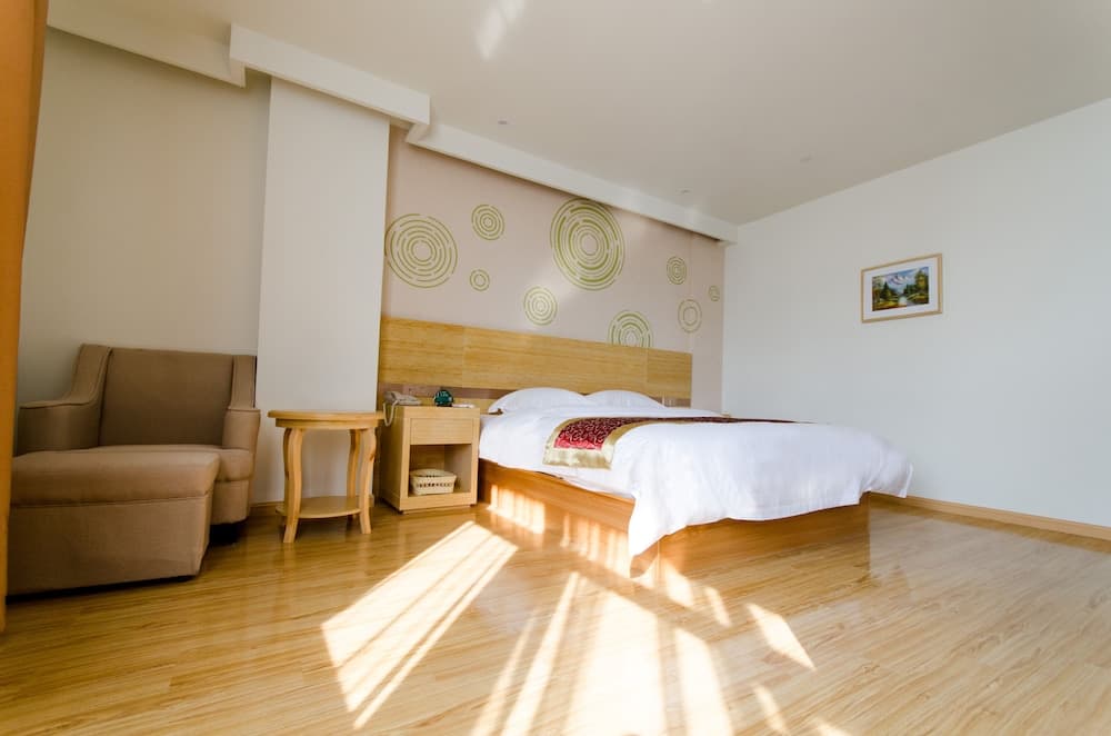 GreenTree Inn Suzhou North Zhongshan Road Weiye Yingchun Plaza Business Hotel