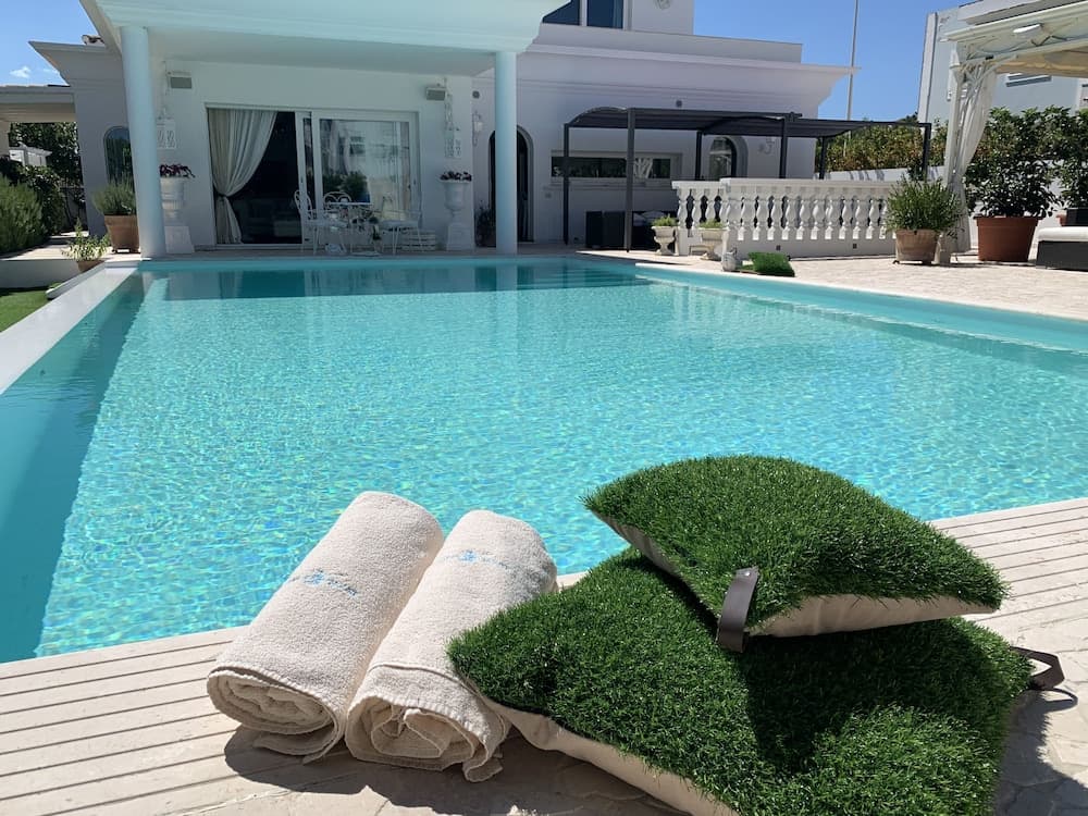 White House Luxury Hospitality