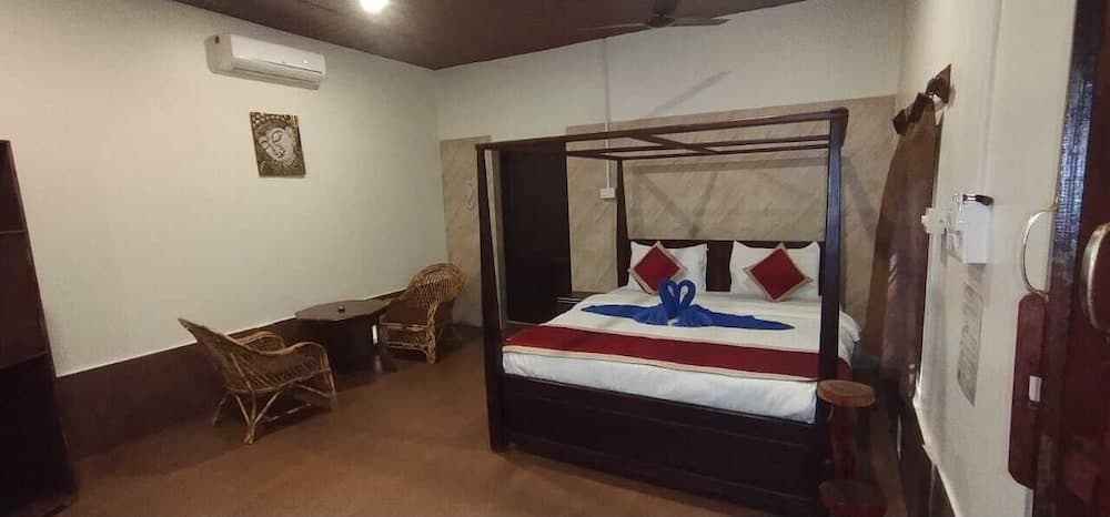 Palm Trees Ayurvedic Heritage