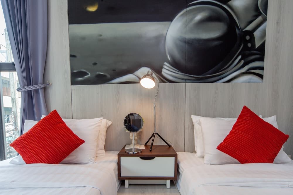 Sleep Walker Poshtel - Hostel