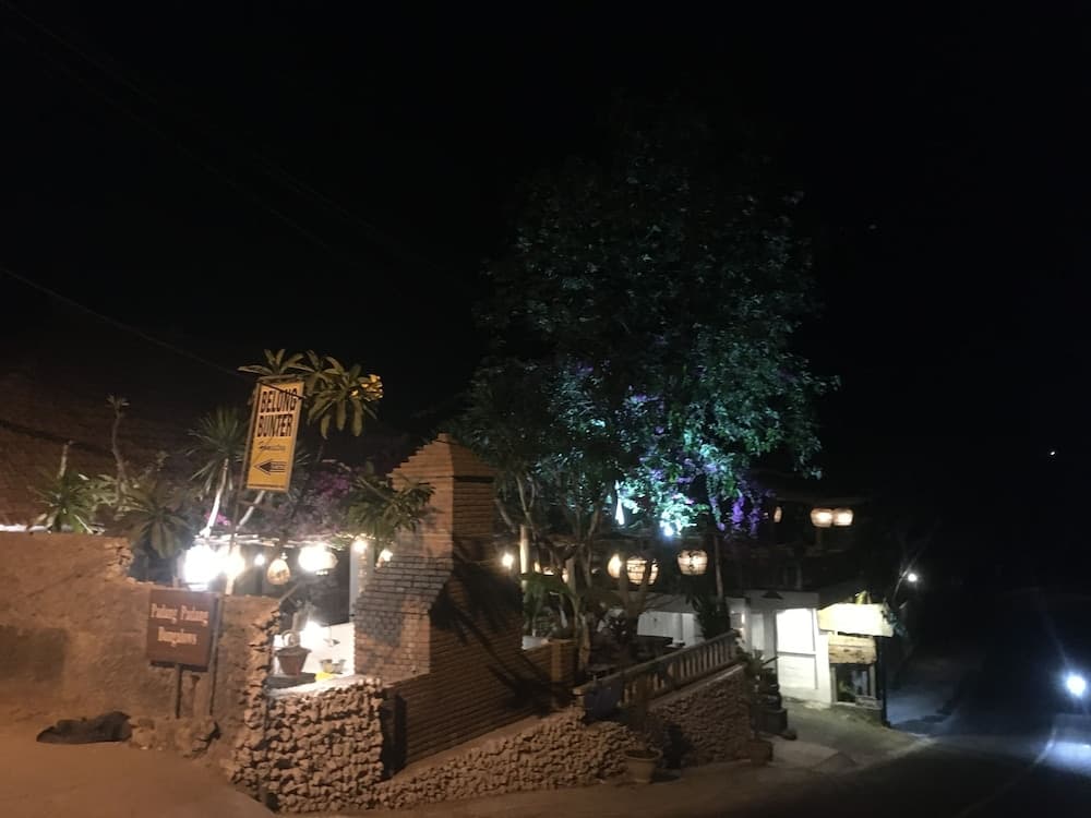 Padang Padang Breeze