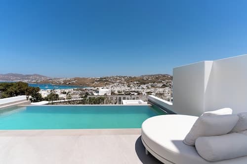 Kallos of Mykonos