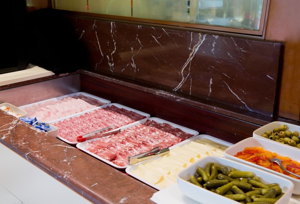 Açık büfe kahvaltı