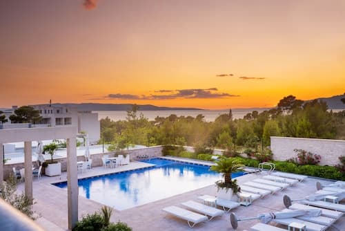 Poseidon Mobile Home Resort - Campsite