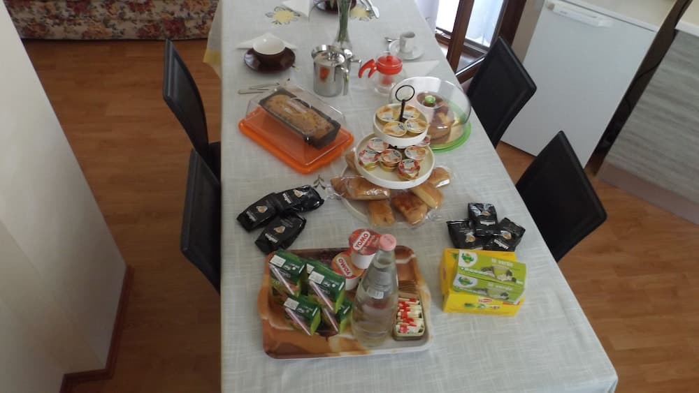Yemek ve içecek