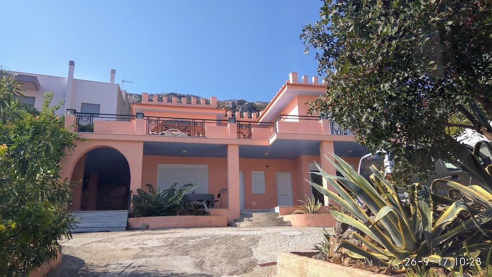 MTC- Apartment by the sea and Airport