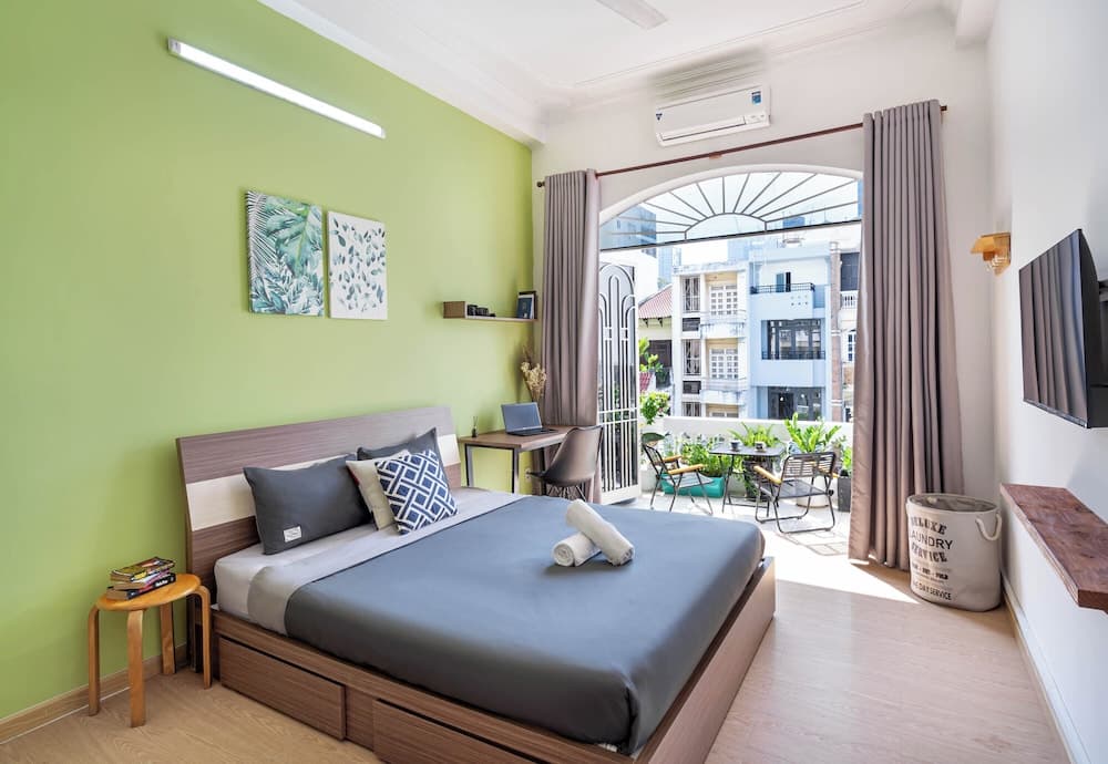 HoLo Fairy House Saigon Serviced HomeStay